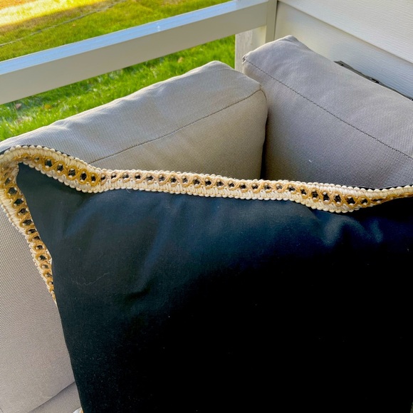 New Set of 3 Indoor/Outdoor Pillows 20x20” with Macrame Borders - Picture 3 of 5